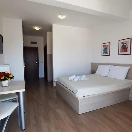 House Star Apartment Petrovac Room photo